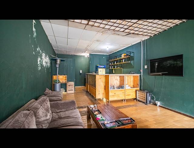 434M² BUSINESS FOR SALE IN BELLEVUE EAST